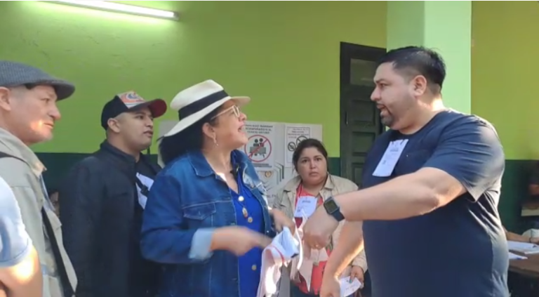 Elecciones 2023: incidente llega a los golpes en Luis Caminos