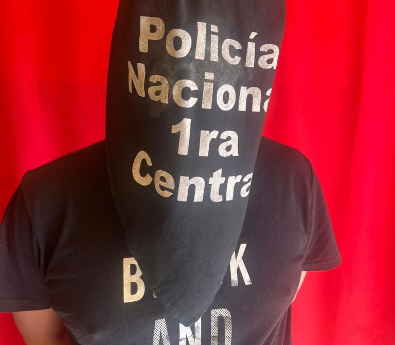 Detienen a hombre con orden de captura por robo agravado