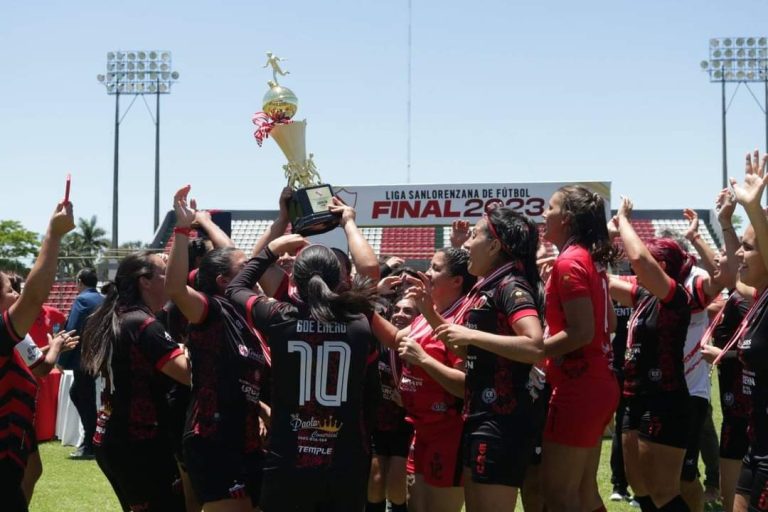 La copa es del 6 de Enero