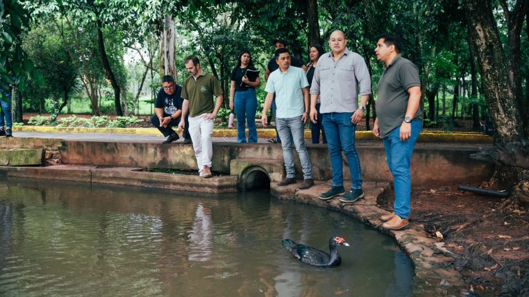 Verifican laguna de ciclovía