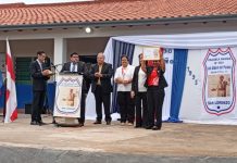 Con homenajes, bailes y música festejaron aniversario de escuela municipal