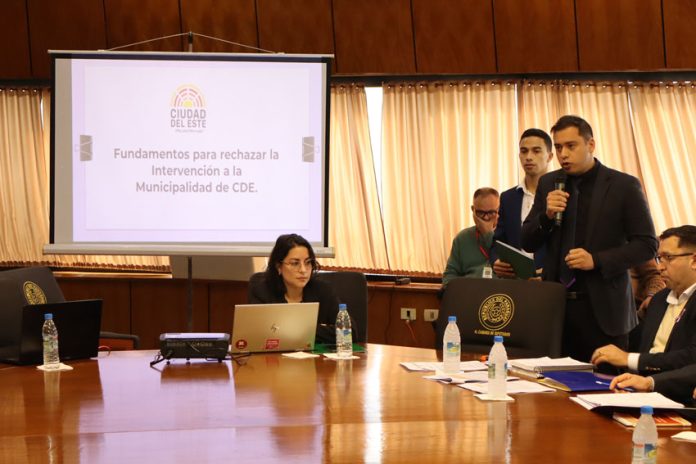 Intervención: cuestionan que Prieto haya hecho una "defensa política" y "no técnica" ante Comisión Especial