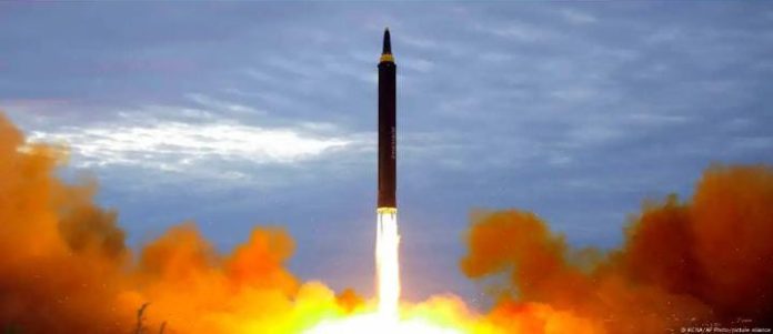 ¿Cuántos y cuáles países poseen armas nucleares en 2025?