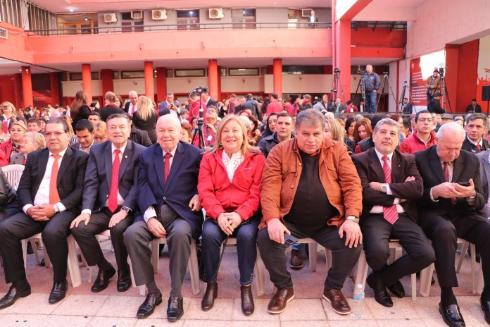 Con Edgar López a la cabeza, el comando de Honor Colorado de San Lorenzo saludó a Horacio Cartes en su cumpleaños