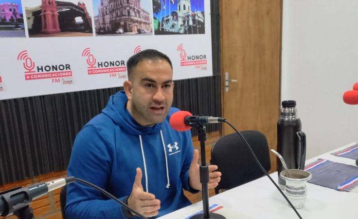 Felipe Salomón defiende polémico proyecto de alquiler