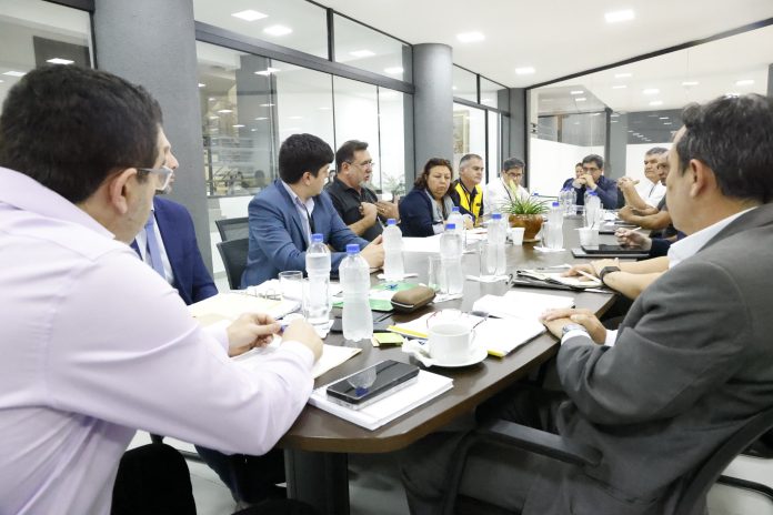 Reunión tripartita por paro de choferes va a cuarto intermedio