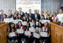 La distinción municipal a las jugadoras de handball Sub 13 y Sub 15, en fotos
