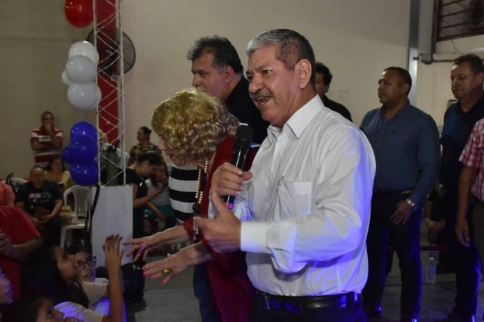 Fuertes rumores de que Alcibíades Quiñonez volvería al "Equipo B"