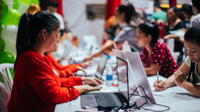 ¿Buscas trabajo? Este miércoles, feria de empleo en el teatro municipal
