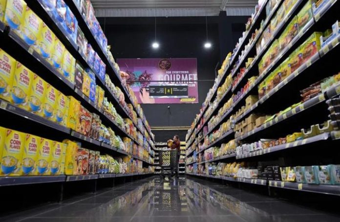 El consumo de ultraprocesados explicaría el aumento de cáncer de colon en los jóvenes, según un estudio