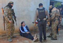 Cae un presunto microtraficante con drogas, armas y vehículos en Villa del Agrónomo