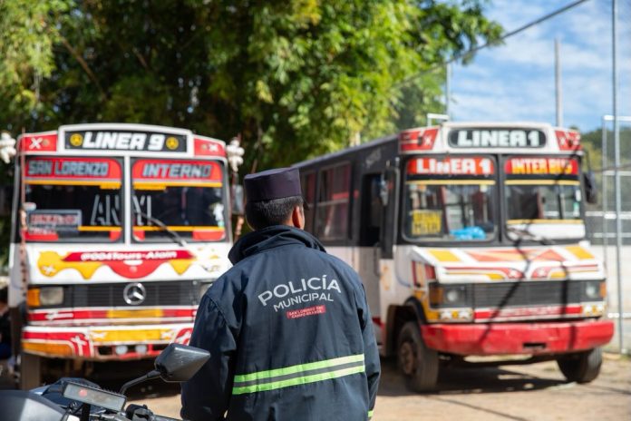 Tras presión ciudadana, Municipalidad demora varios buses internos por cobro irregular del pasaje