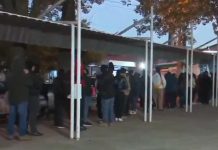 Larga fila de pacientes en hospital de Calle’i