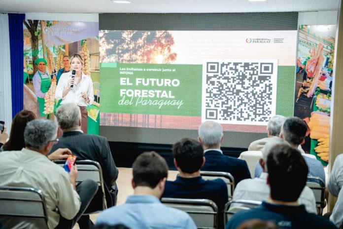 Paraguay presenta su primera Política Forestal Nacional para impulsar el desarrollo sostenible del sector