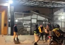Abren sumario a agentes de tránsito tras pelea con ciudadanos