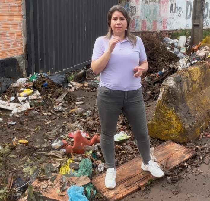 Tras denuncia, retiran más de cinco camionadas de basura de un vertedero clandestino sobre Arsenales