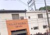 Protesta en el Colegio España: piden seguridad urgente tras el ataque a una alumna