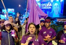 Oposición realiza «Banderazo» y llama a renovar la Intendencia y la Junta Municipal