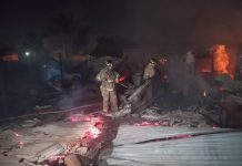 Tragedia en Ñu Porã: un anciano muere tras un incendio que destruyó cinco viviendas