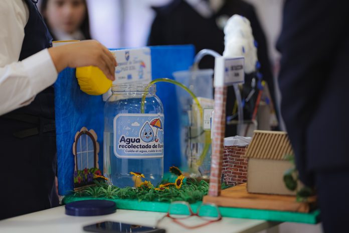 Escuelas de la Chacarita y el centro histórico presentaron proyectos científicos para mejorar sus barrios